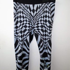 NIKE PRO DRI FIT CHECKERED CAPRIS LEGGINGS XL